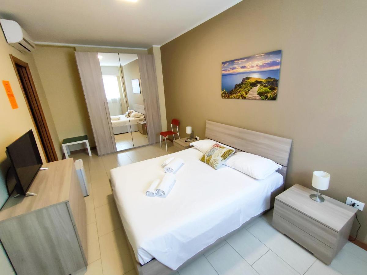 Aparthotel Grab A Flat In Coroneo Trieste Esterno foto