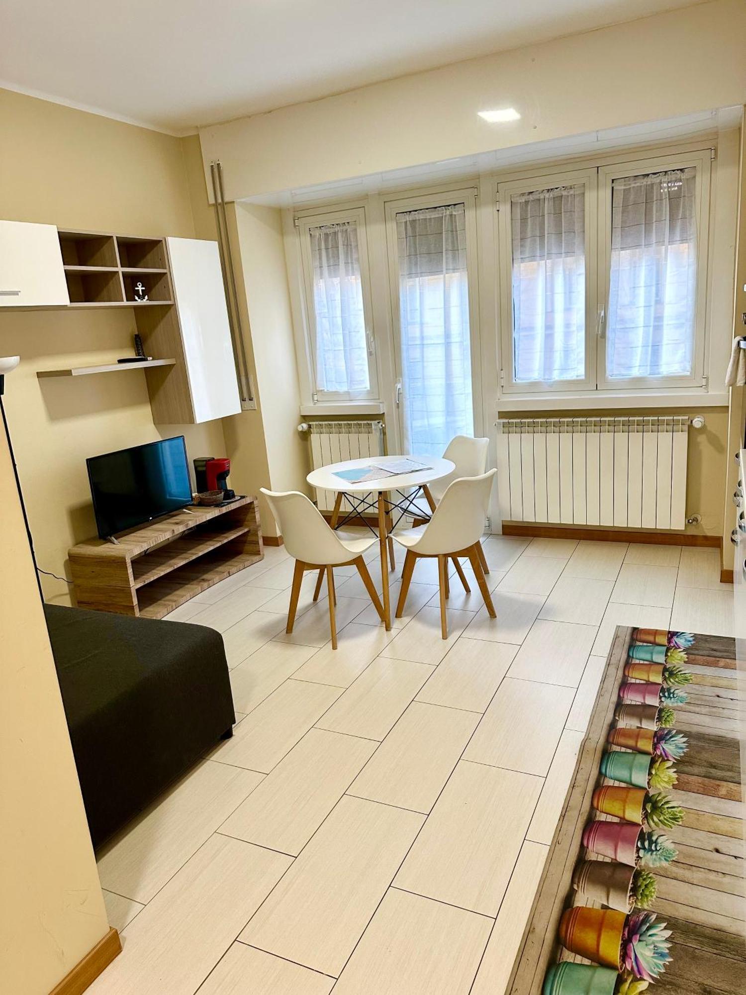 Aparthotel Grab A Flat In Coroneo Trieste Esterno foto